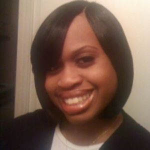 Meet your Posher, Joya